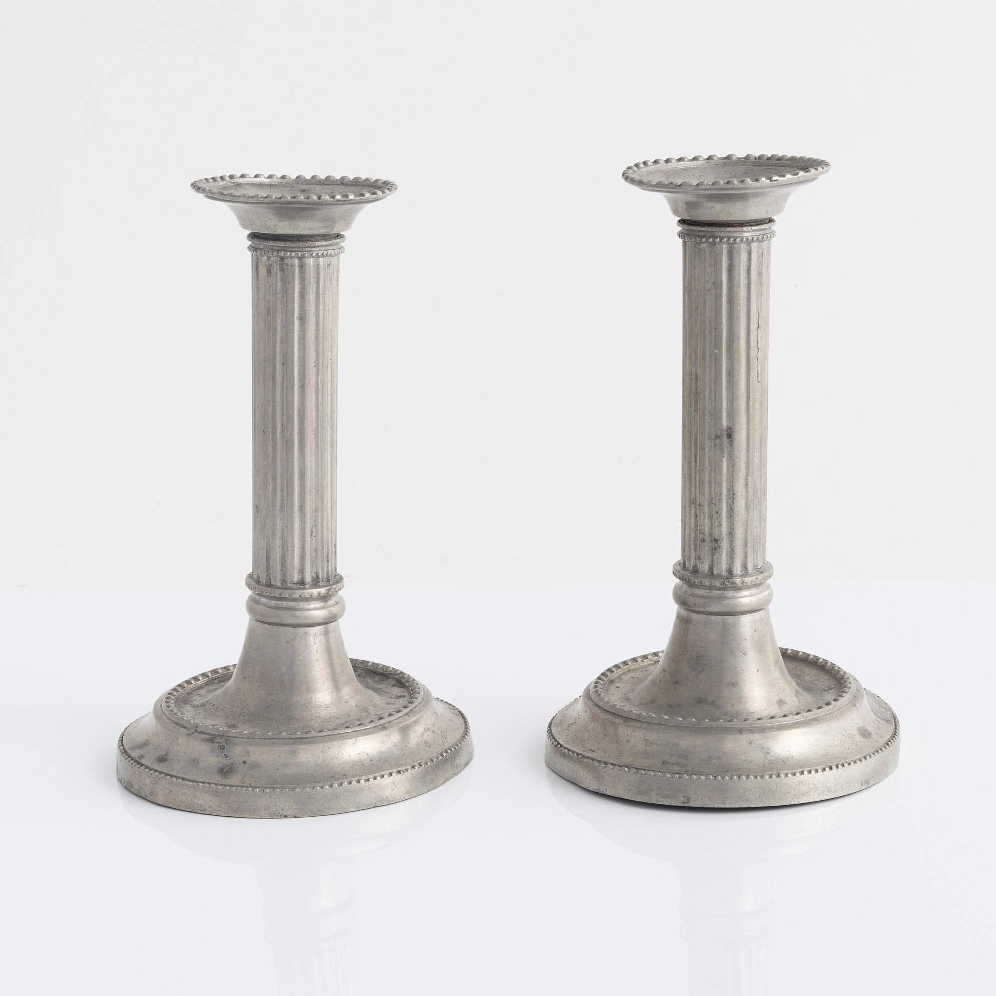 Ljusstakar, ett par, av Samuel Renström, (verksam 1782-1797/1800 i Karlskrona), Sengustavianska.