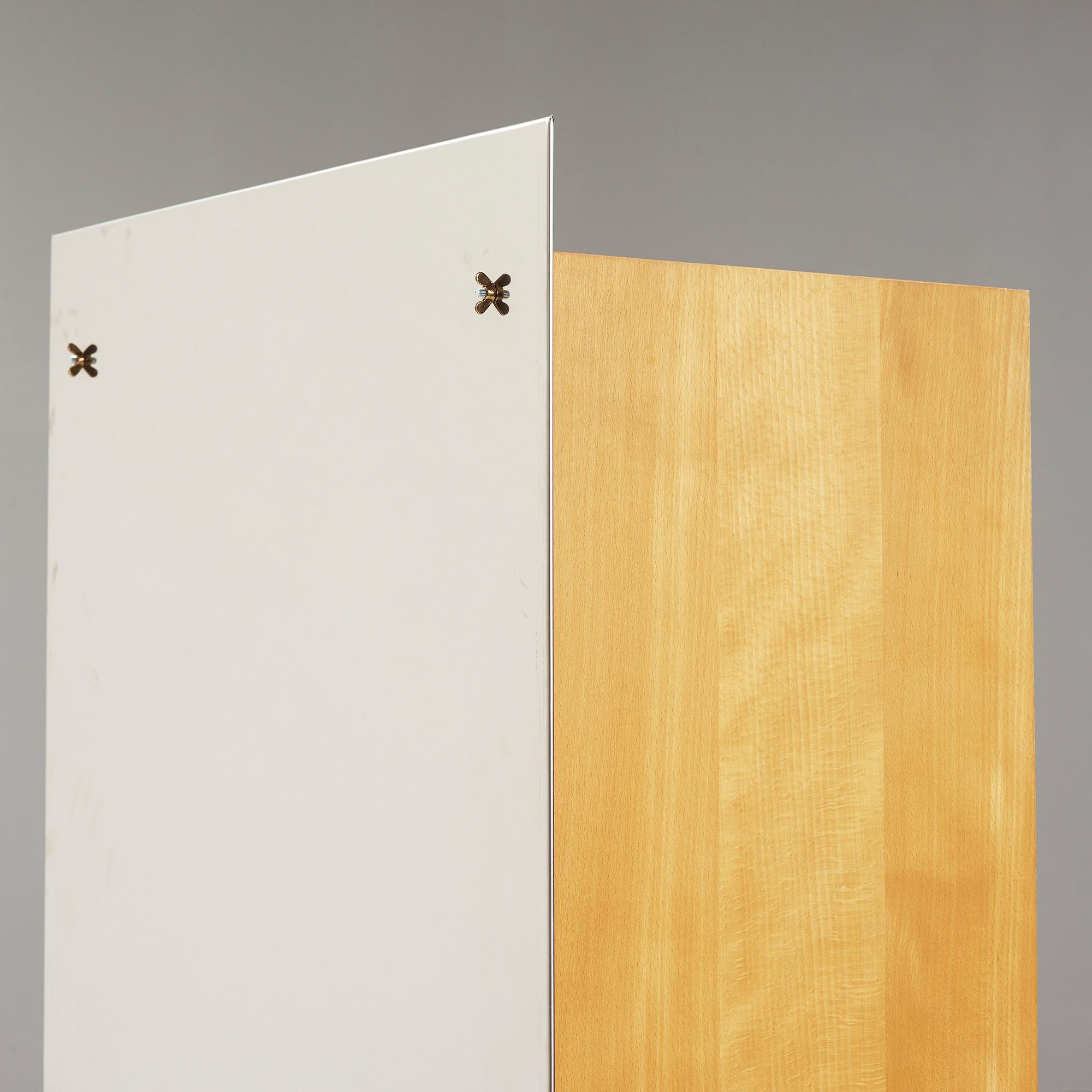 MATTIAS LJUNGGREN, skåp "Protector", Sverige 1991.