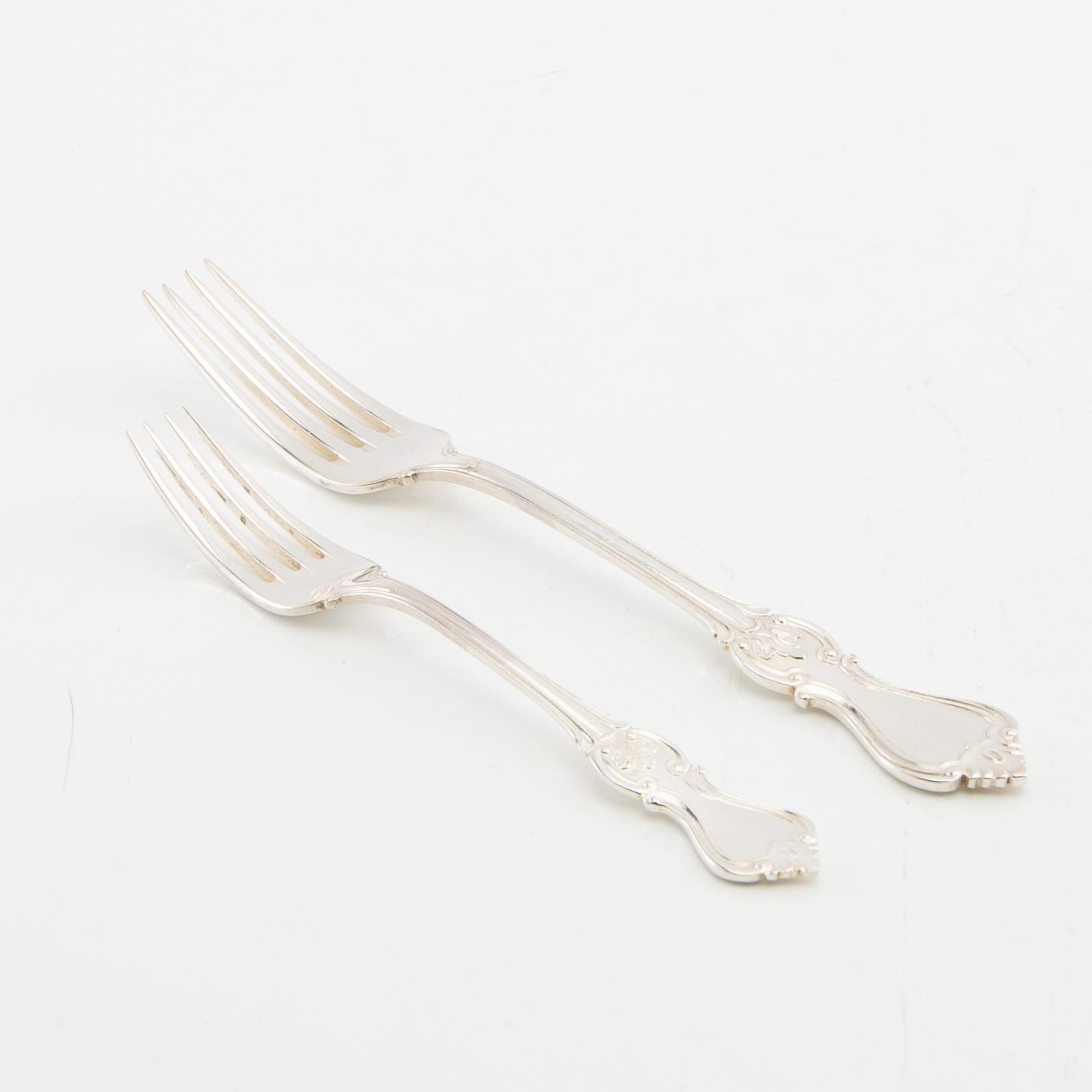 Cutlery, 86 dlr "Olga" silver CG Hallberg Stockholm 1950s.