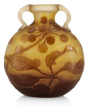 An art nouveau Emile Gallé cameo glass vase, Nancy, France.