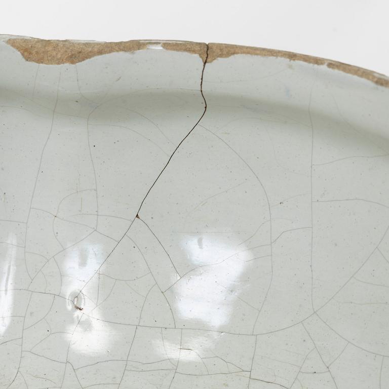 A faience lidded turrine, France, 18th/19th century.