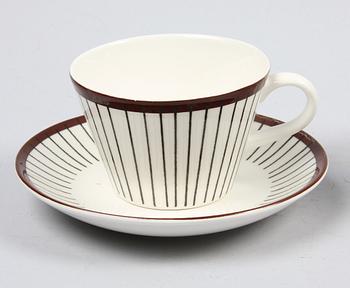 KAFFEKOPPAR med FAT, 6 st, benporslin, "Spisa Ribb", Stig Lindberg, Gustavsberg, 2000-tal.