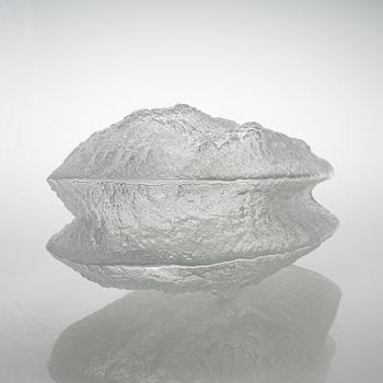 TIMO SARPANEVA, a 'Shadows' sculpture from Finlandia series, signed Timo Sarpaneva, Iittala 1964.