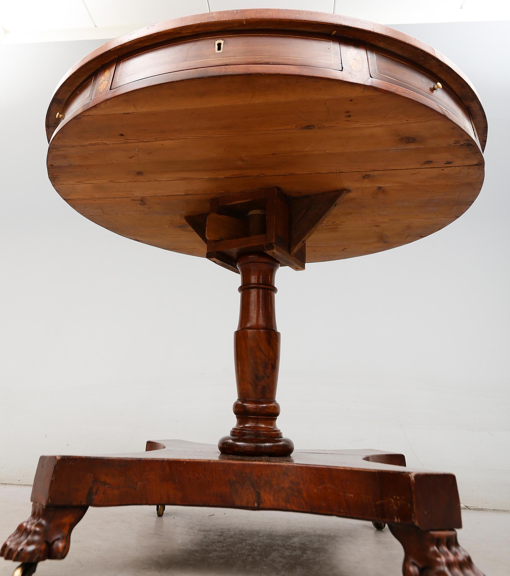 KARUSELLBORD, senempire, 1800-talets första hälft.