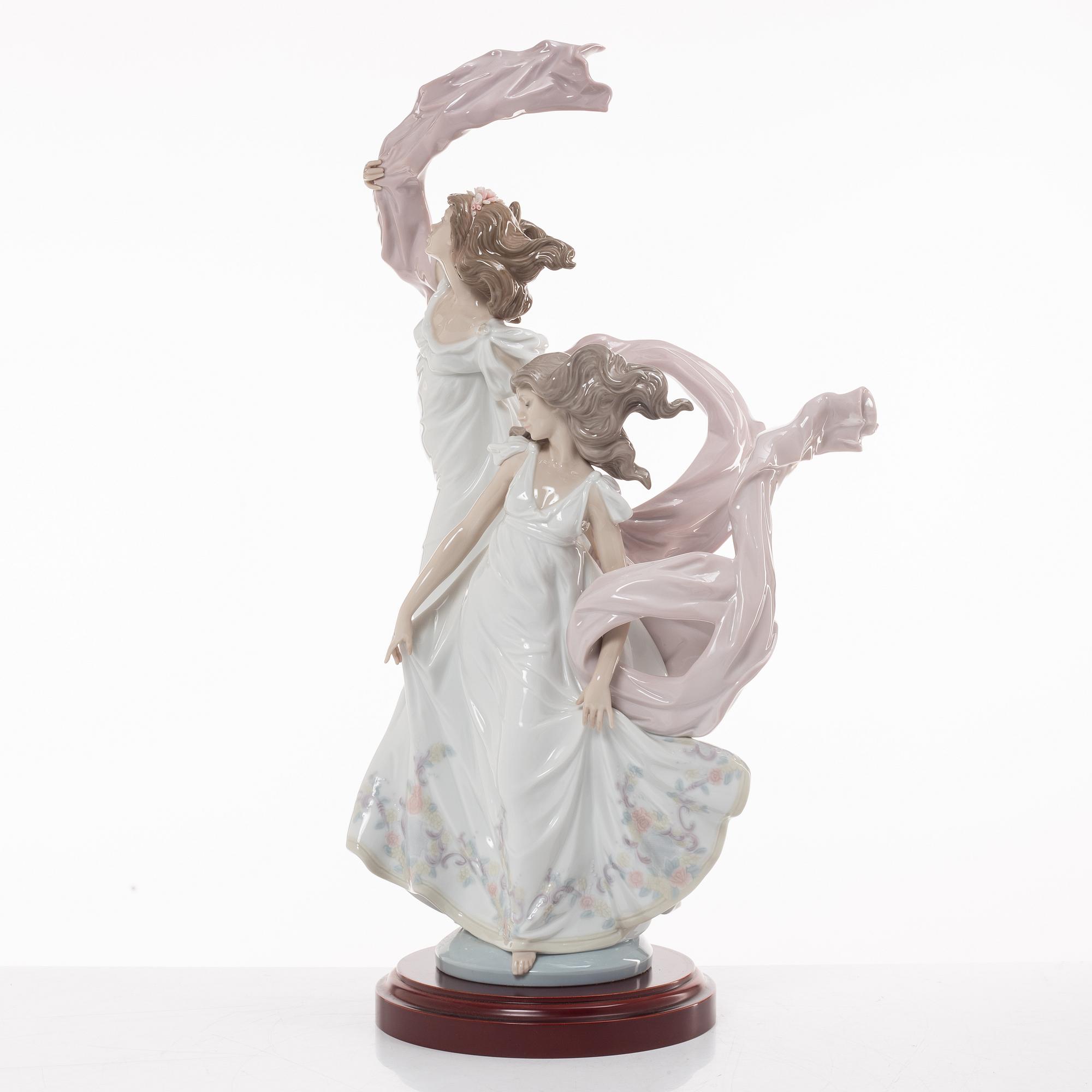 Lladró, figurine, "Allegory of Liberty", Spain.