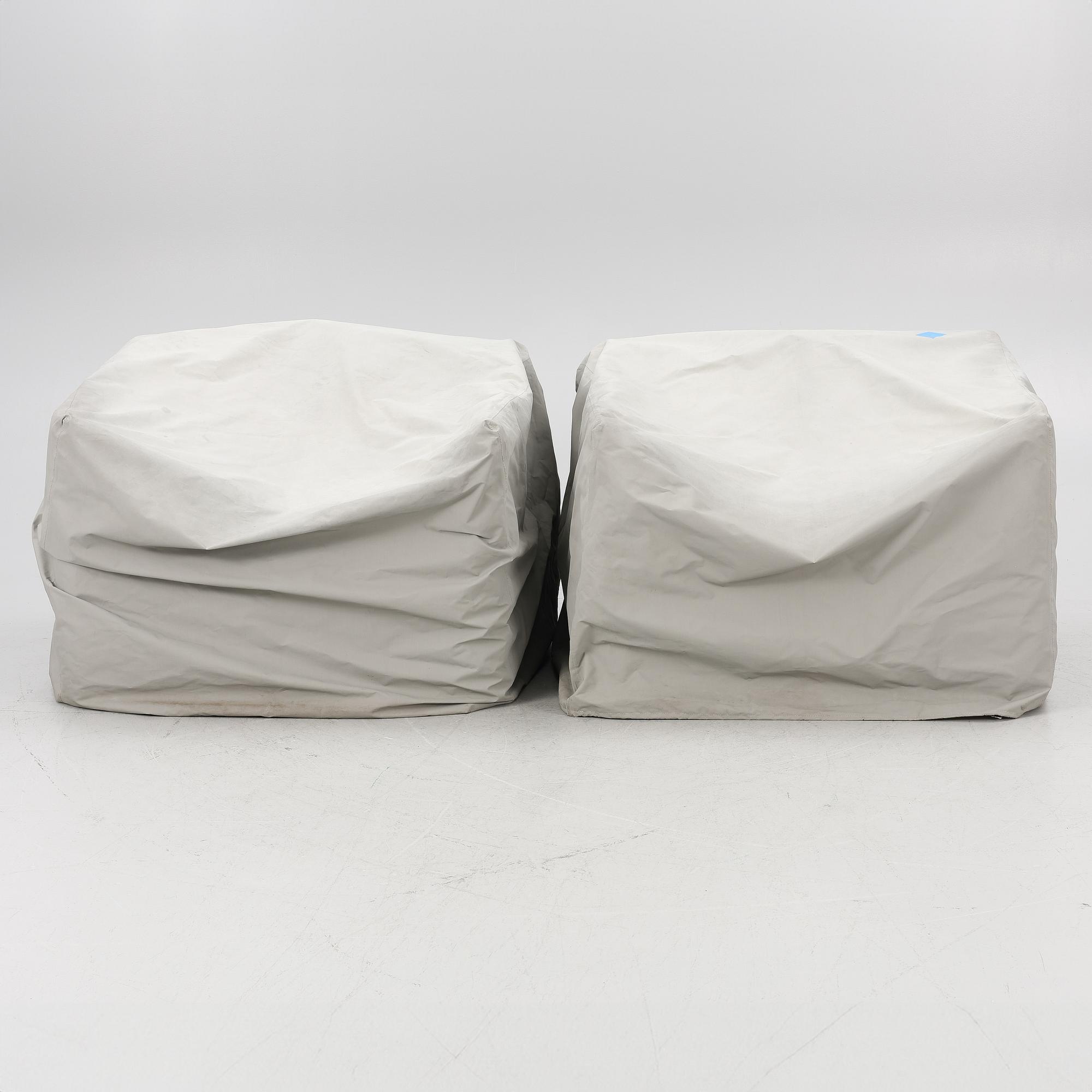 Paola Navone, fåtöljer för utomhusbruk, ett par, "Ghost Out", Gervasoni, Italien.