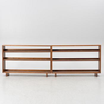 Josef Frank, a pair of model B 1142 bookcases, Firma Svenskt Tenn, before 1985.
