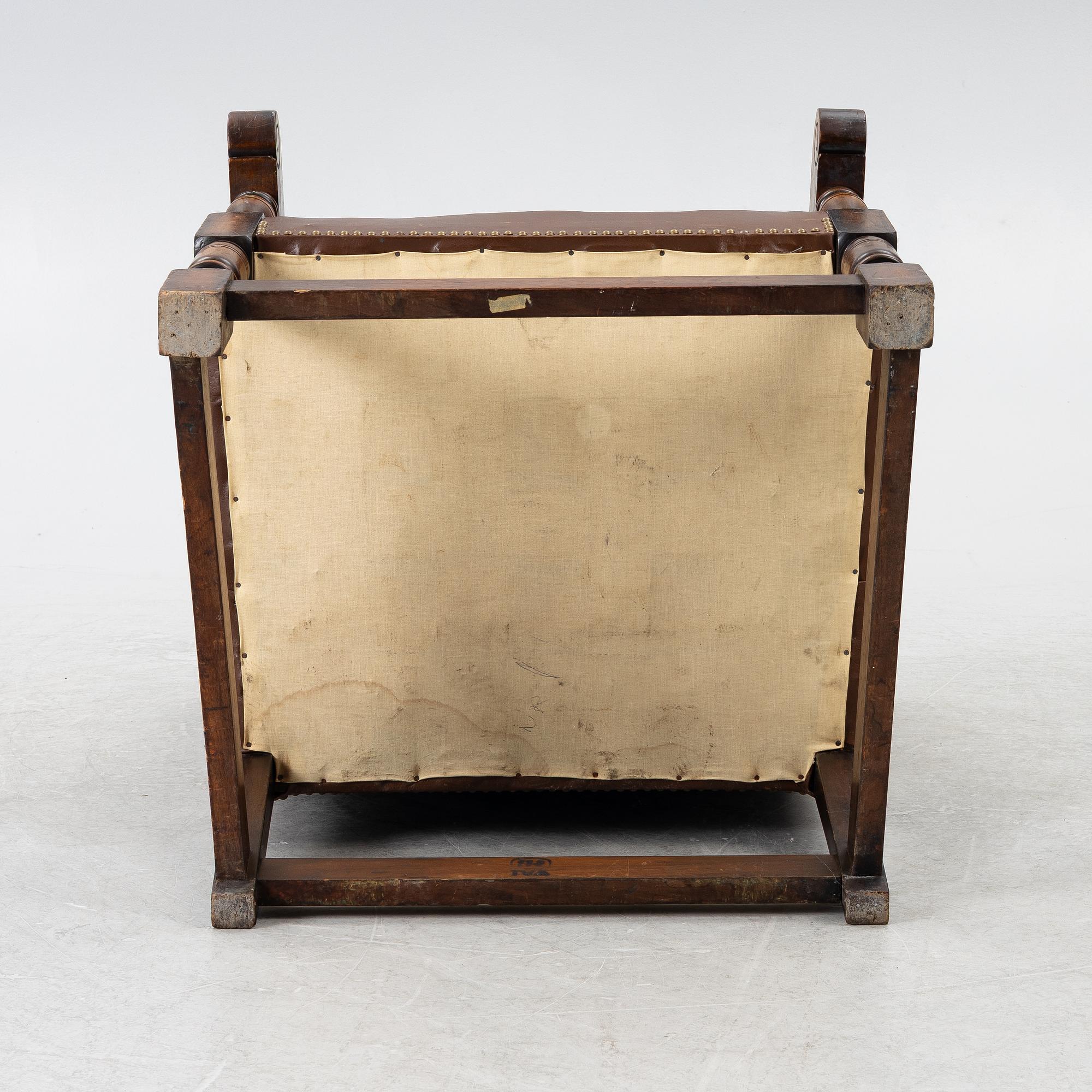 Fåtölj, 1900-talets första hälft.