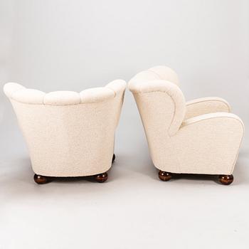 Märta Blomstedt, A pair of  'Aulanko-model' armchairs designed in 1939.