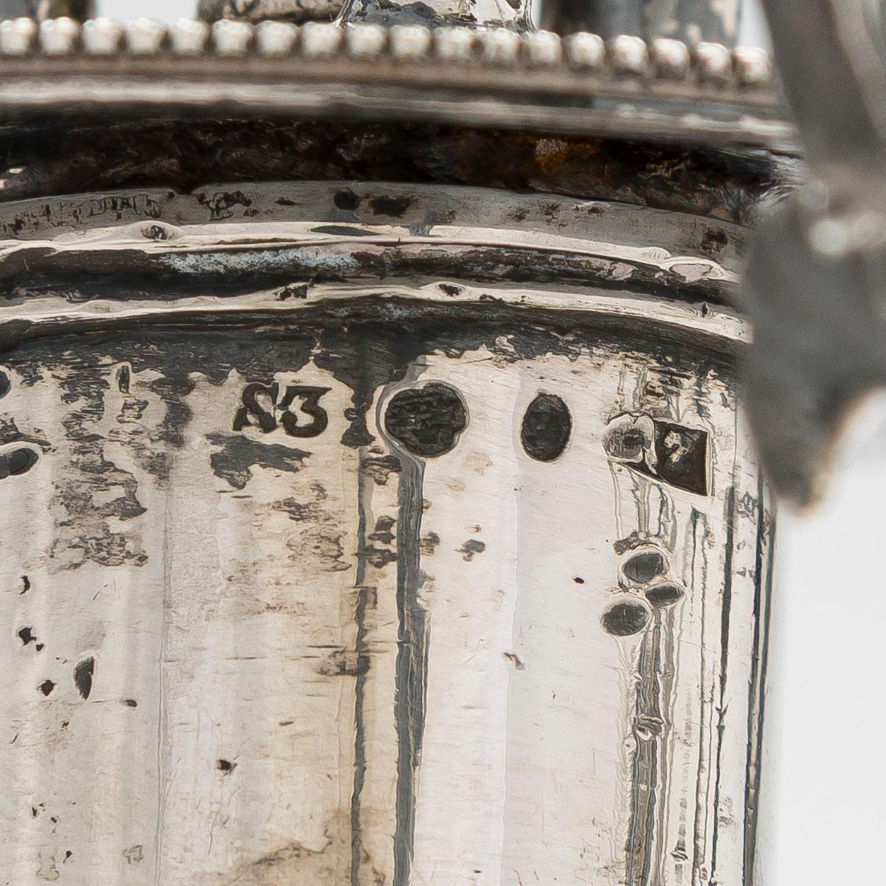 Pehr och Adolf Zethelius, kandelabrar, ett par, silver, Stockholm 1797 och 1824. Empire.