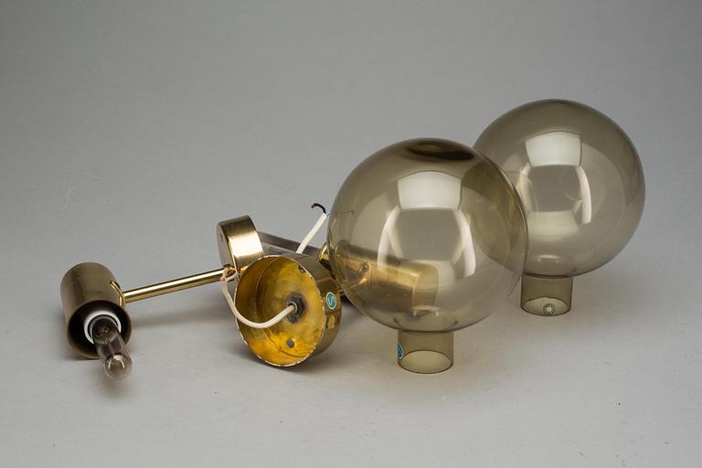 VÄGGLAMPOR, ett par, Hans-Agne Jakobsson, Markaryd, 1950-tal.