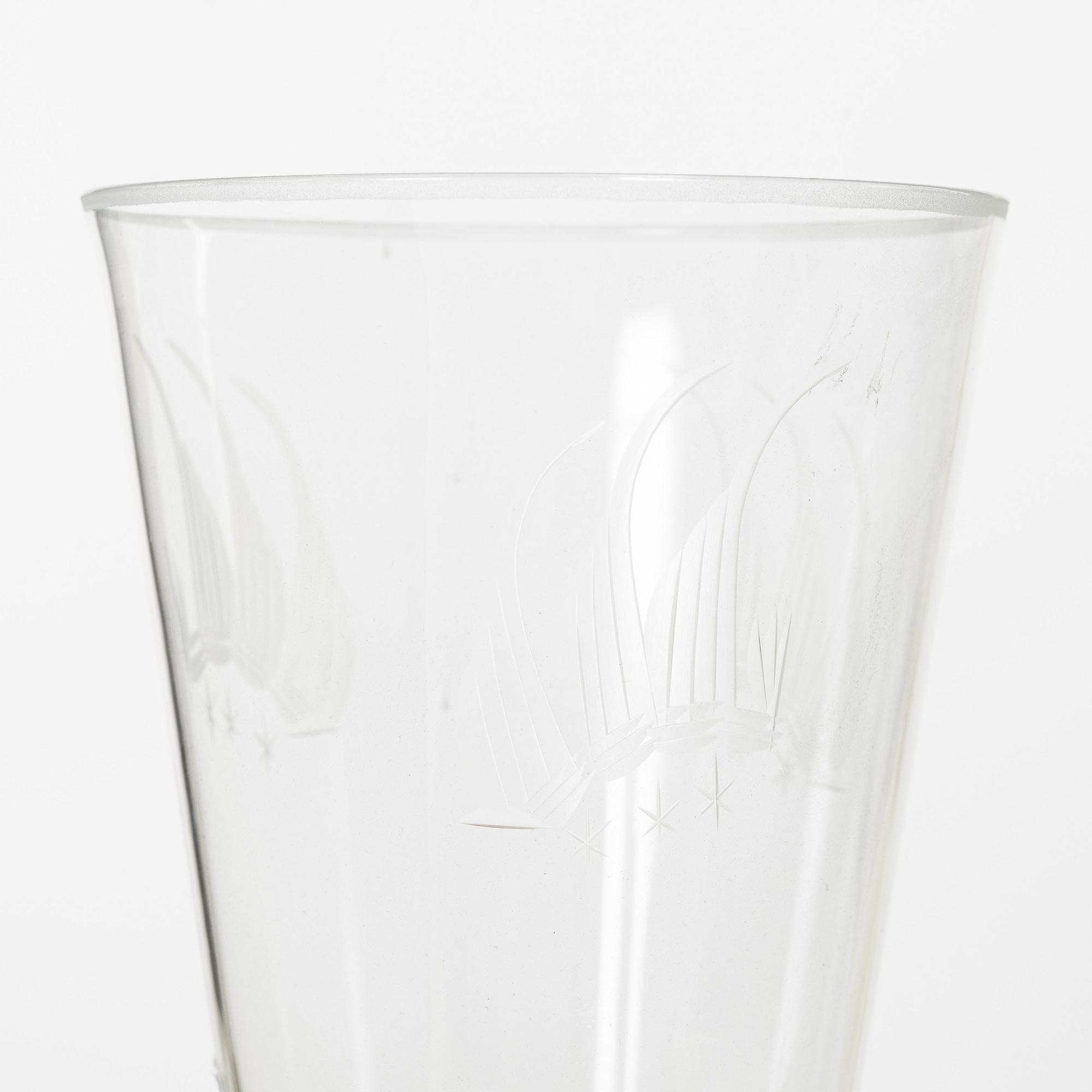 Gunnar Gruno Håkansson, glasservis, 45 delar, "Uarda skeppet", Johansfors Glasbruk.