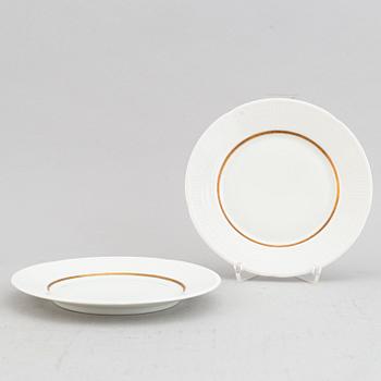Louise Adelborg, Mat, kaffe- och teservis, Porslin, 110 delar, "Swedish Grace"/"Nationalservisen", Rörstrand.