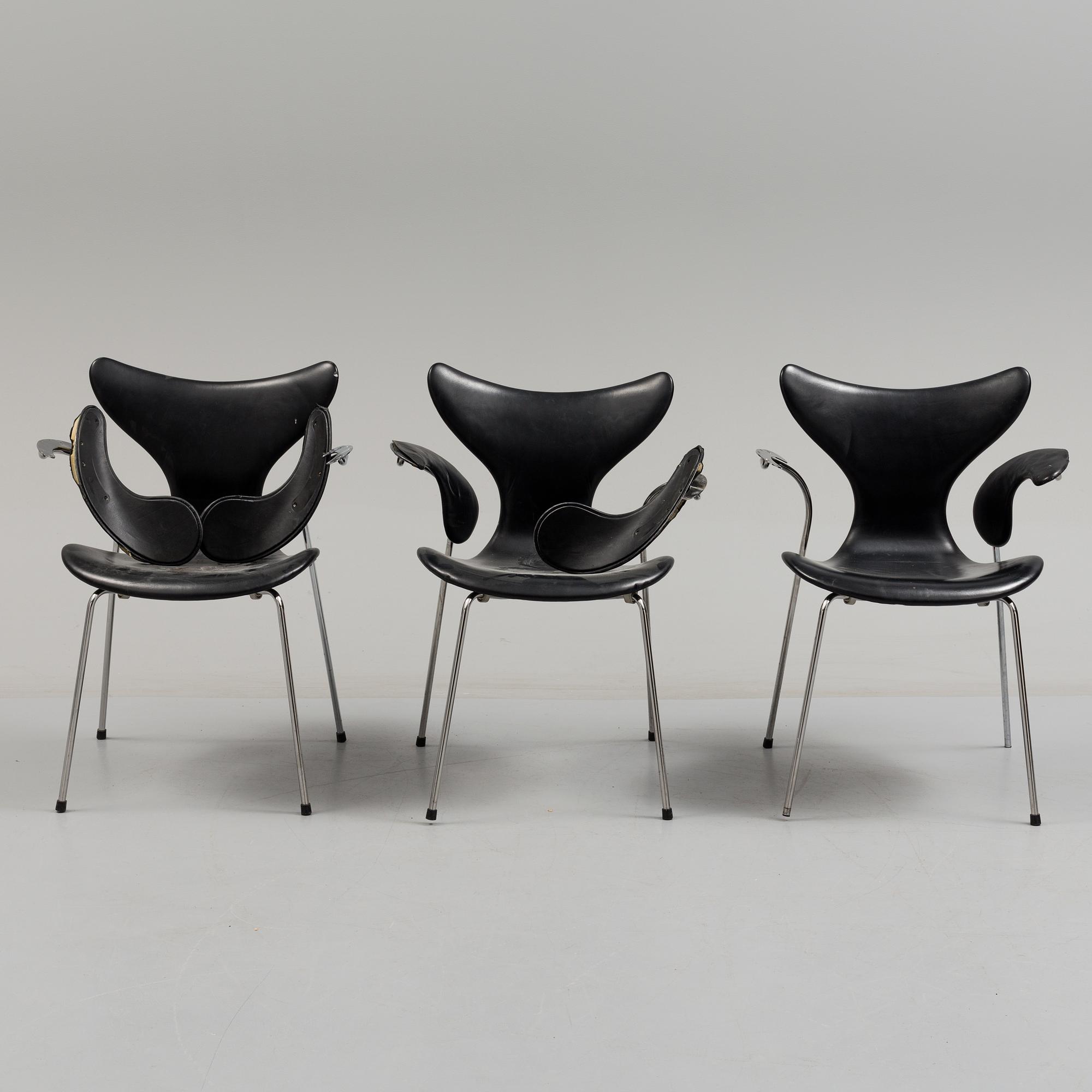 ARNE JACOBSEN, a set of 8 "Liljan/Måsen" armchairs for Fritz Hansen.
