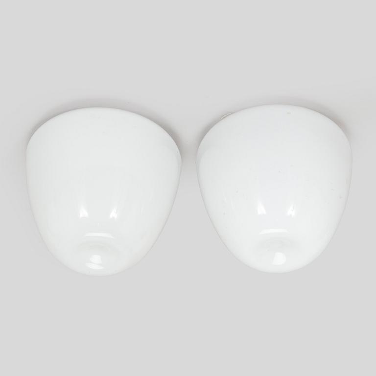 Gunnel Nyman, Two mid-20th century pendant '80115' /  H2-70, light for Idman.