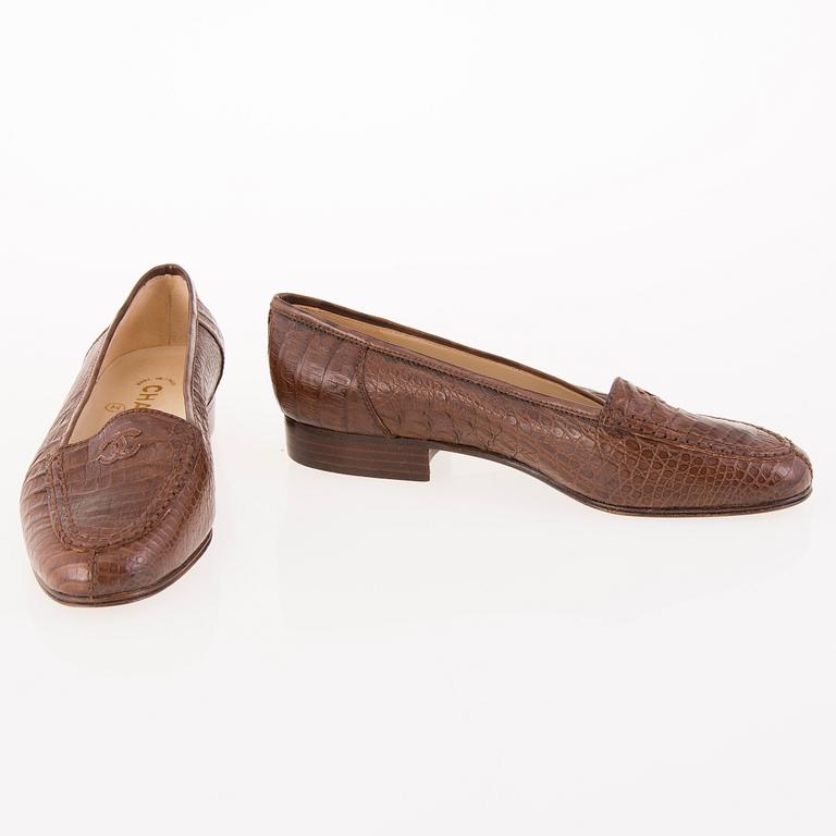 CHANEL Brown Leather Loafers in size 35.5.