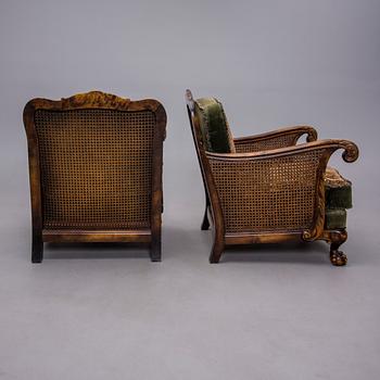 KARMSTOLAR, ETT PAR, Chippendale-stil, 1930-tal.
