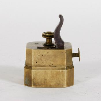 ÅDERLÅTNINGSINSTRUMENT I ETUI, 1800-tal.