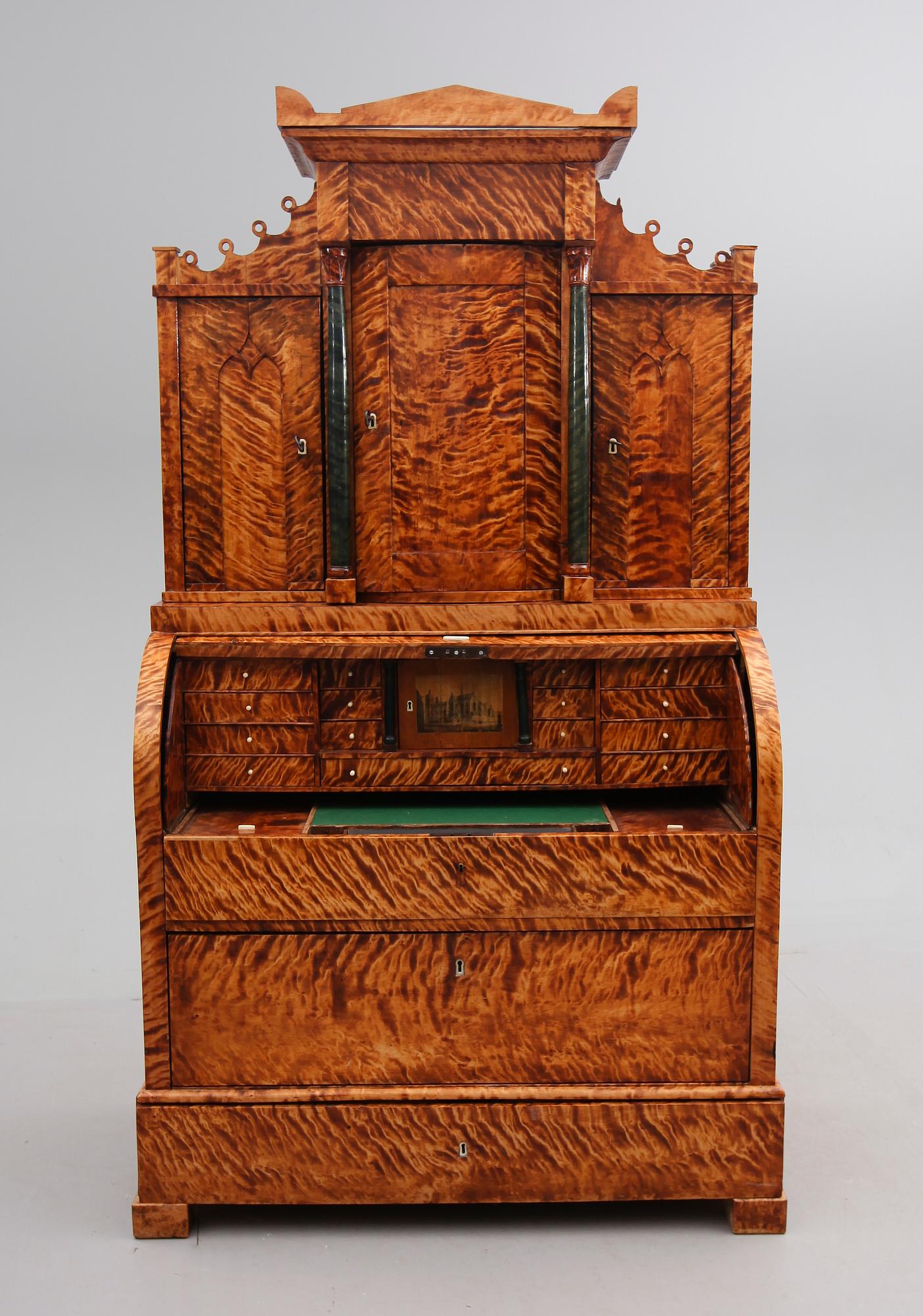 SKRIVSKÅP, Karl Johan, 1800-talets mitt.