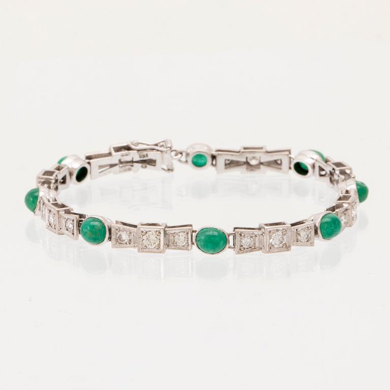 An 18K white gold bracelet set with emeralds and round brilliant-cut diamonds, Bertil Lundberg Goldsmith Stockholm 1961.