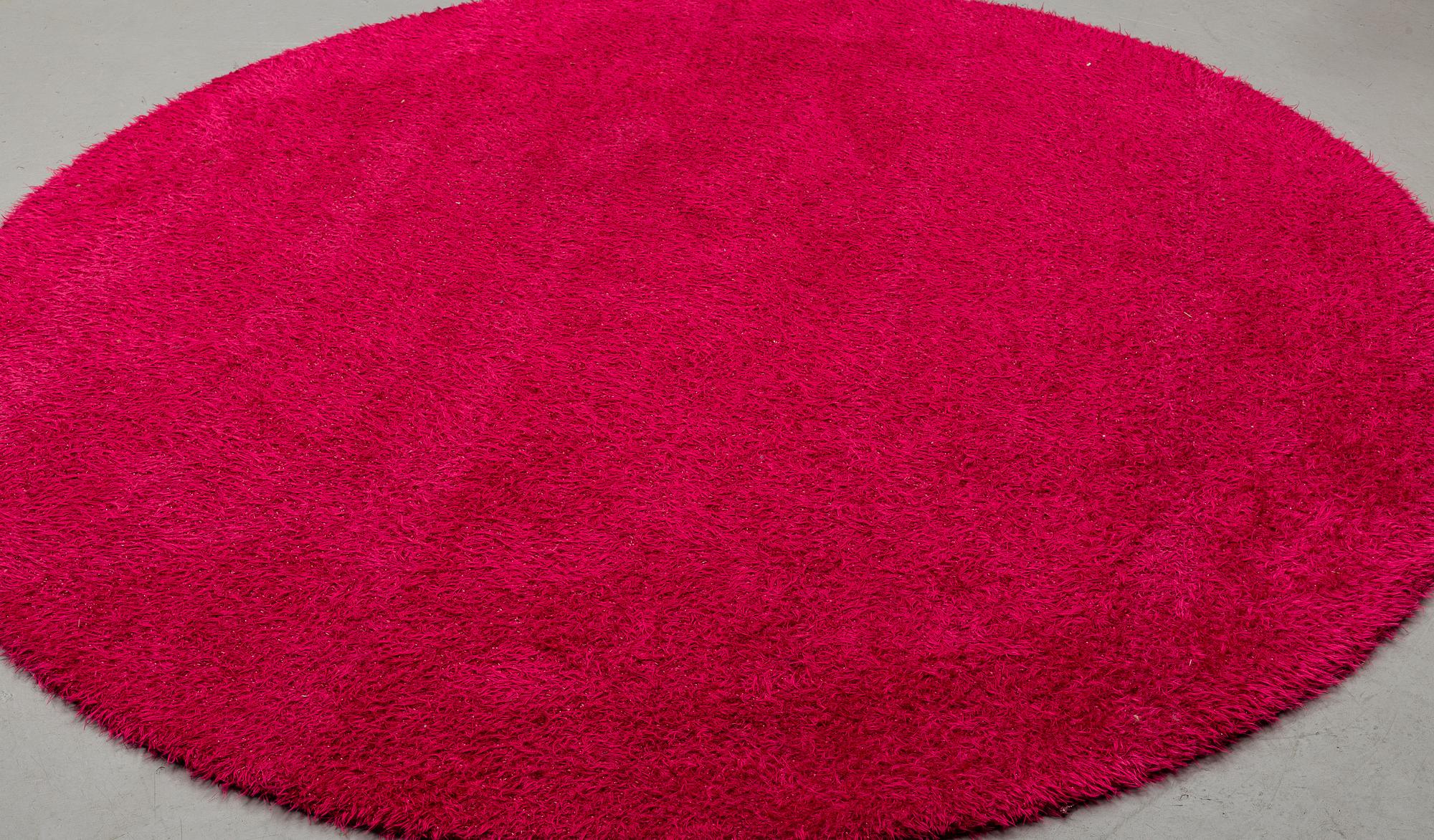 GUNILLA LAGERHEM ULLBERG, MATTO, almost circular, "Monroe 16", tufted, ca 216 x 219 cm, Kasthall.