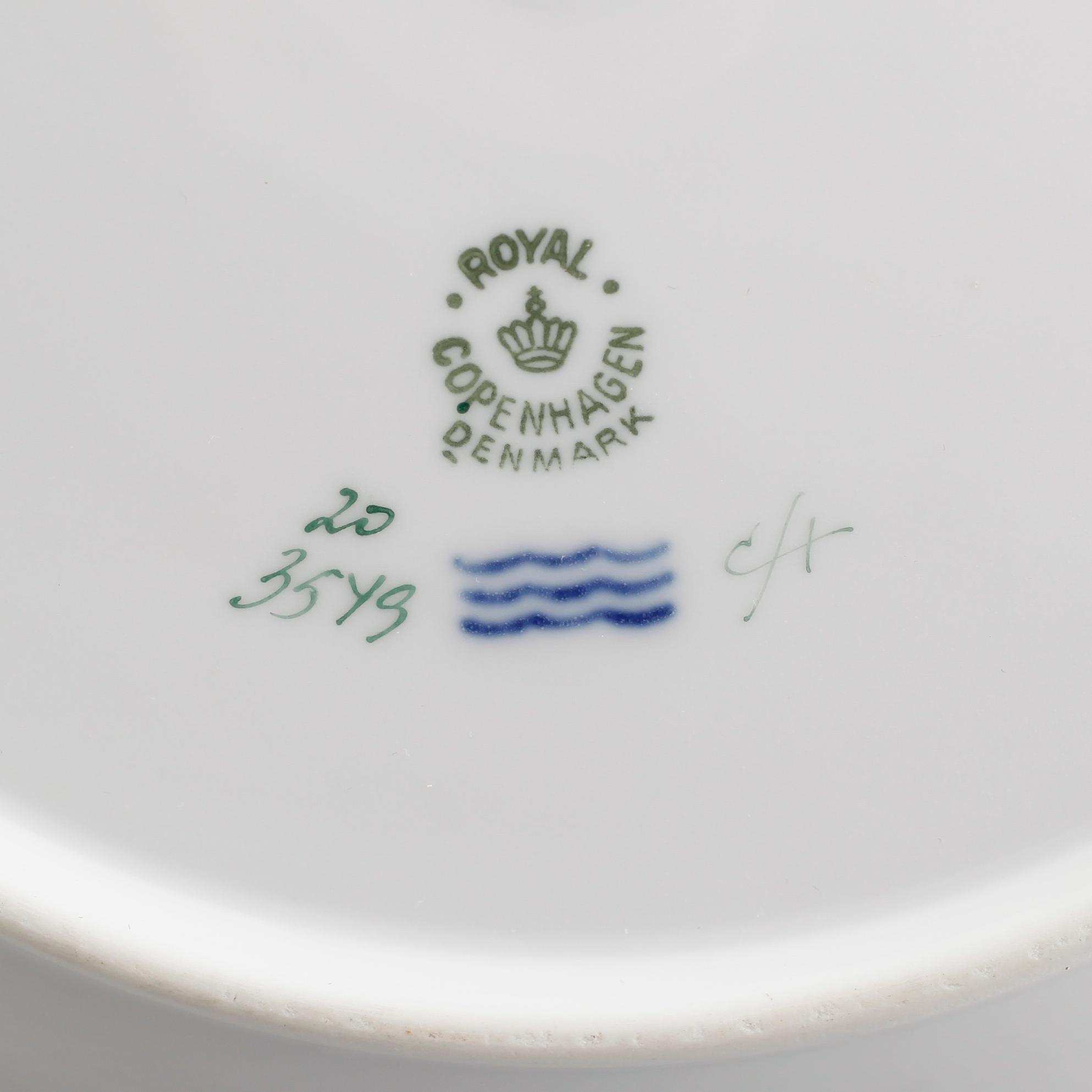 FAT, porslin, "Flora Danica", Royal Copenhagen.