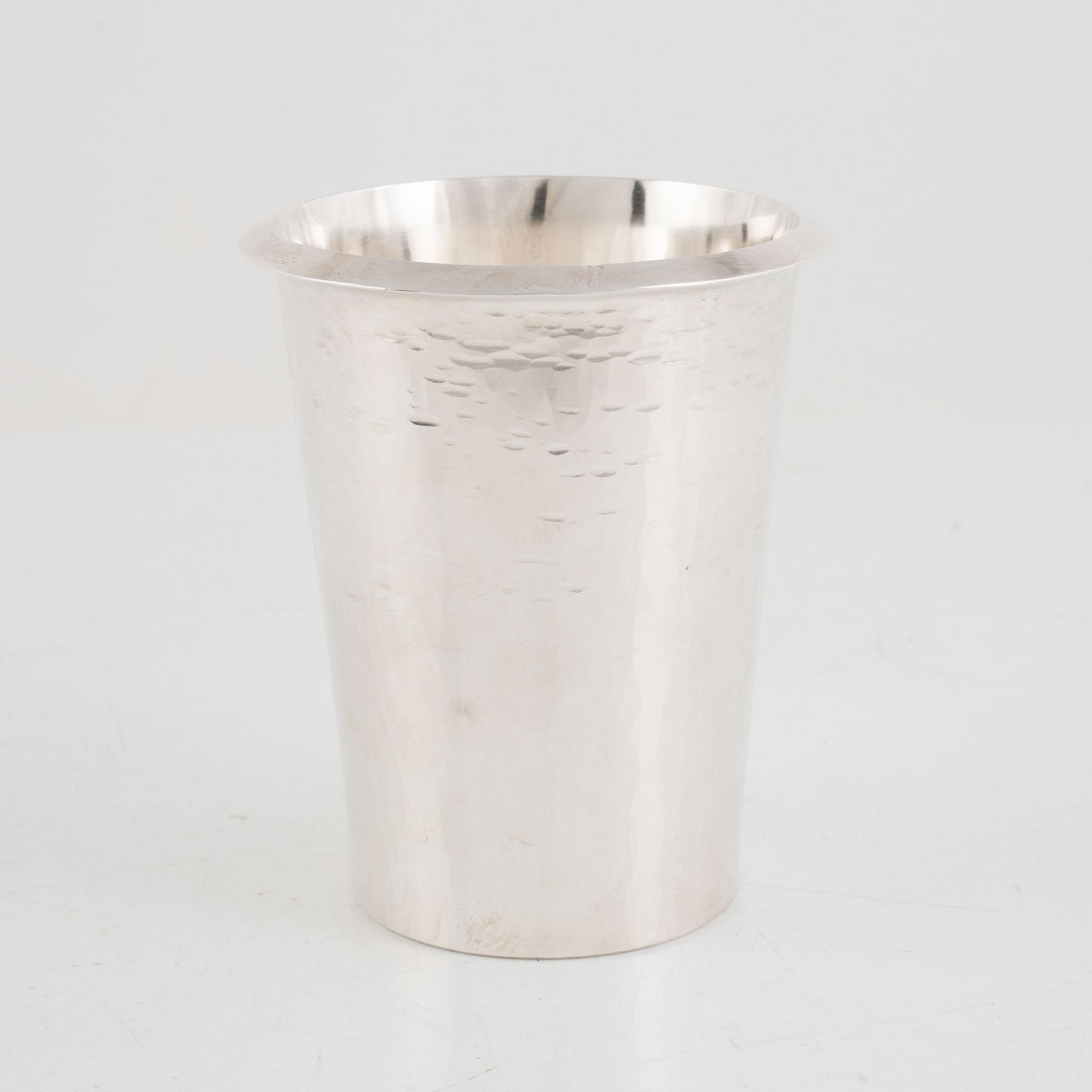 Rey Urban, a Swedish silver vase, Stockholm 1989.