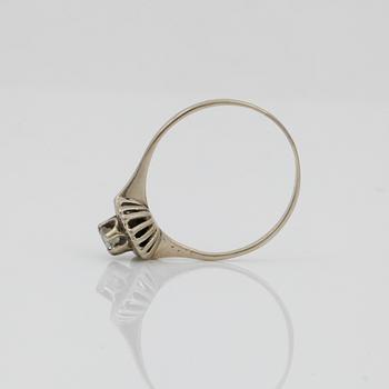 ENSTENSRING, vitguld 18K, 0,3 ct, ostämplad, 1900-tal. Vikt ca 1 gram.