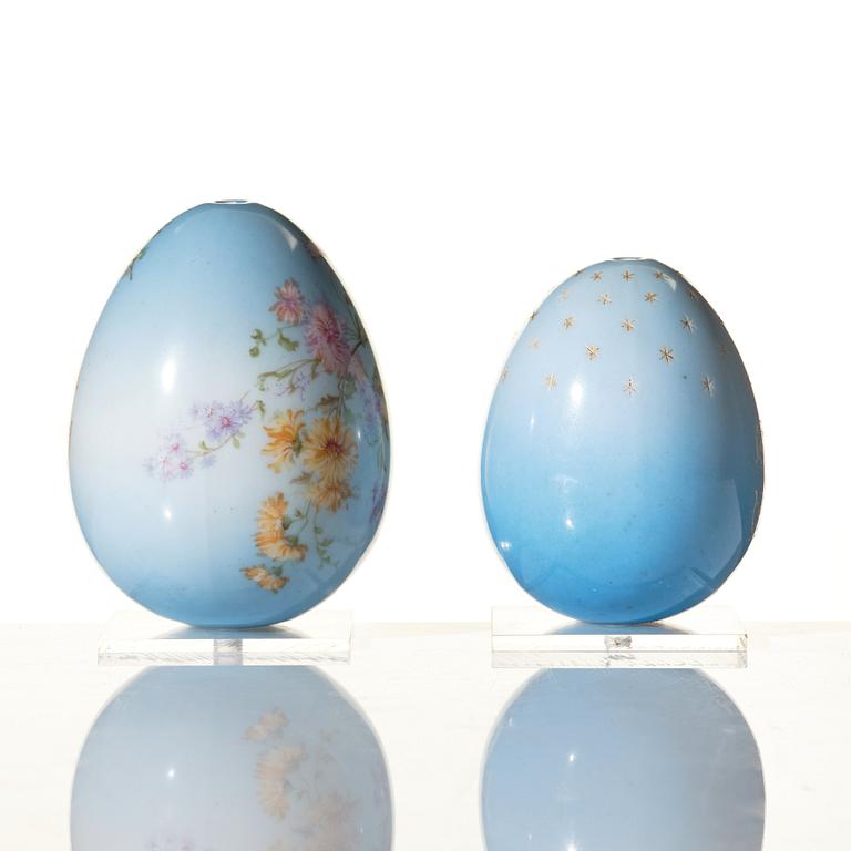 Two Russian porcelain Easter Eggs, presumably the Imperial Porcelain Manufactory, St Petersburg.