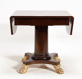 SALONGSBORD. Karl Johanstil, 1900-tal.