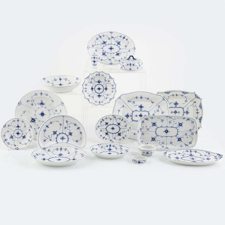 Bing & Gröndahl and Royal Copenhagen, a 99-piece porcelain dinner service, 'Musselmalet', Denmark.