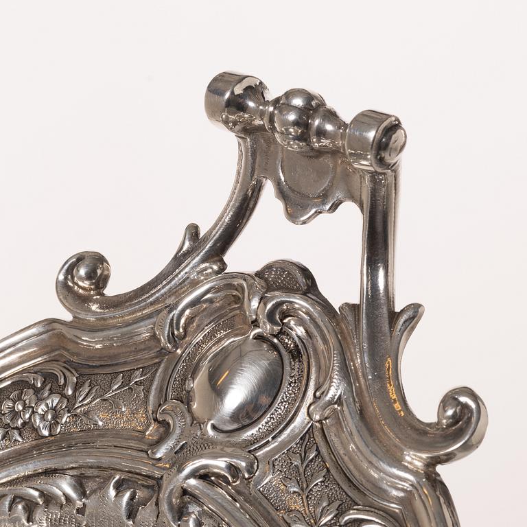 A sterling silver Rococo style bowl, 20th century.