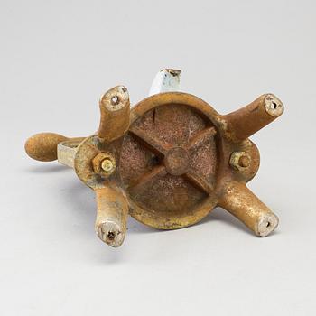ANKPRESS, järn, Frankrike, 1900-talets början.