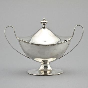 SOCKERSKÅL, silver, empirestil, Ryno Carlman, Stockholm, 1920, vikt 395 g.