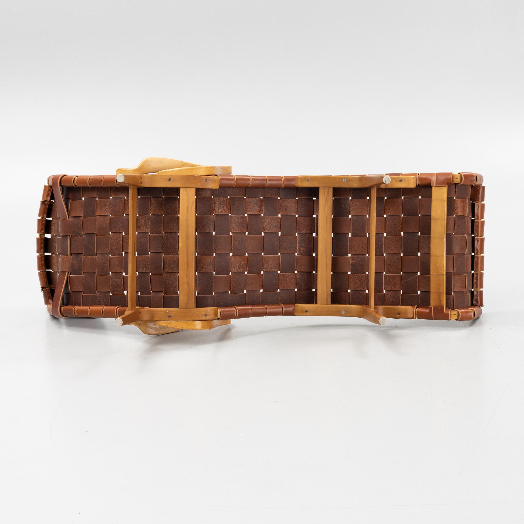 Bruno Mathsson, vilfåtölj, "Pernilla 3", Firma Karl Mathsson, 1950-tal.