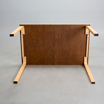 BORD, modell 81 B, Alvar Aalto, Artek 2000-talets början.