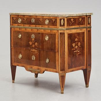 BYRÅ, tillskriven Jonas Hultsten (mästare i Stockholm 1773-1794), gustaviansk.