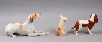 FIGURINER, 3 st, keramik Bla Beswick, England samt USSR.