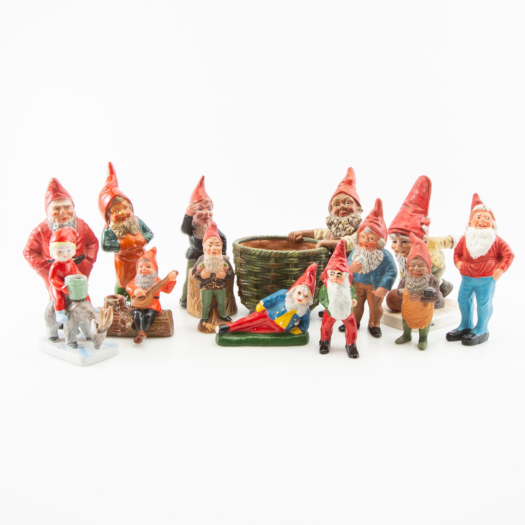 A collection of gnomes, 13 pieces mostly Germany, 20th century.