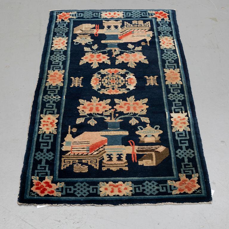 MATTO, semi-antique Baotou, China, ca 135 x 70 cm.