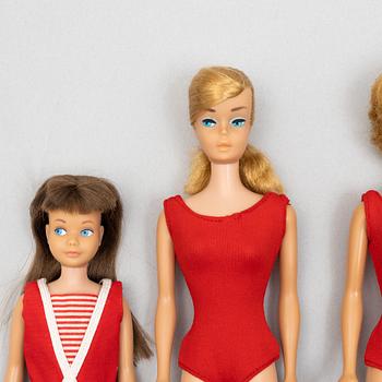 Barbiedockor, 5 st, bl a "Barbie Swirl Ponytail", "Skipper" & "Barbie Bubble cut", Mattel, 1960-tal.
