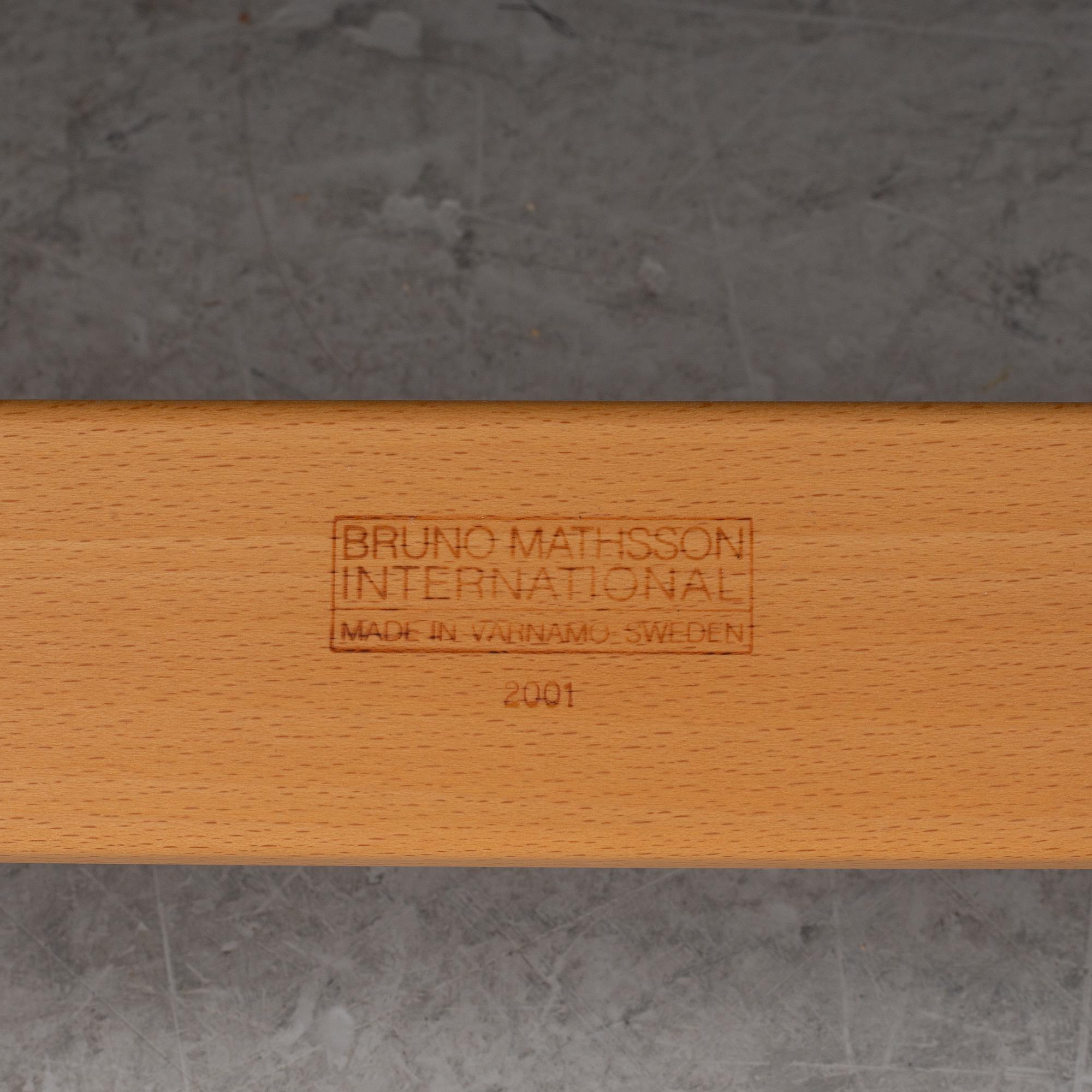 Bruno Mathsson, Armchair with footstool, "Miranda", Bruno Mathsson International, Värnamo, 2001.