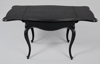 KLAFFBORD, rokokostil, 1900-talets första del.