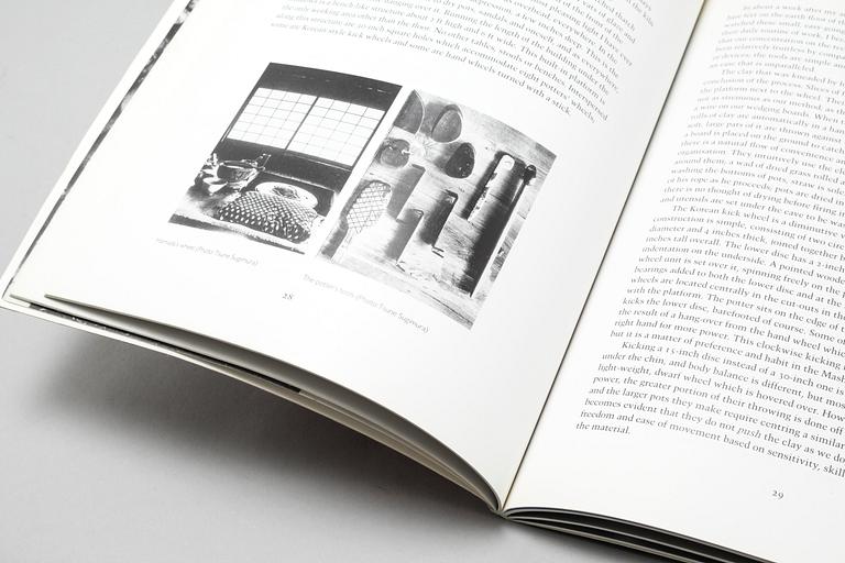 17 books and catalouges, mostly about oriental crafts, 20th century.