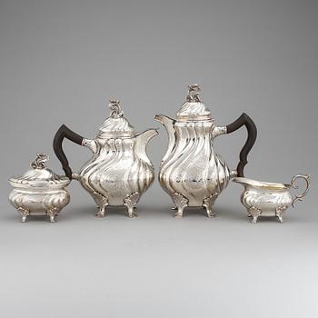 KAFFE-OCH TESERVIS, 4 delar, Silver, C G Hallbergs Guldsmedsaktiebolaget GAB, 1947. Total vikt ca 2118 gram.