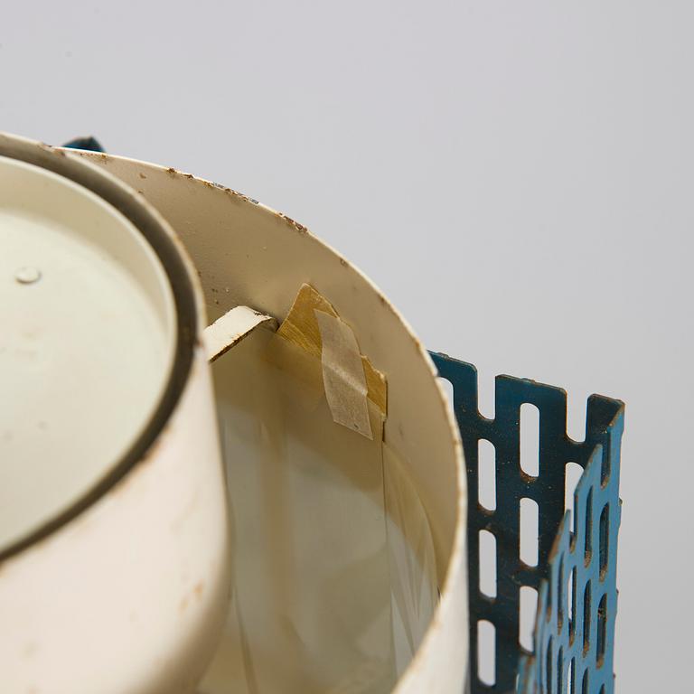 Paavo Tynell, kattovalaisin, prototyyppi, 1960-luvun loppu.