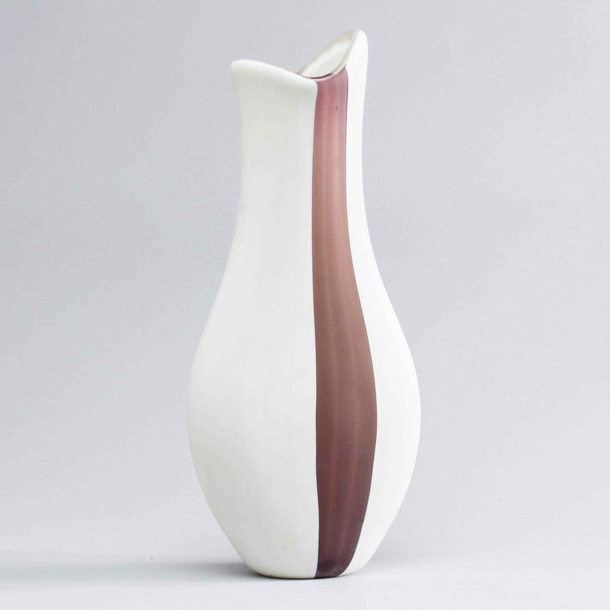A VITTORIO FERRO MURRINE GLASS VASE FOR FRATELLI PAGNIN, 1990-2000.