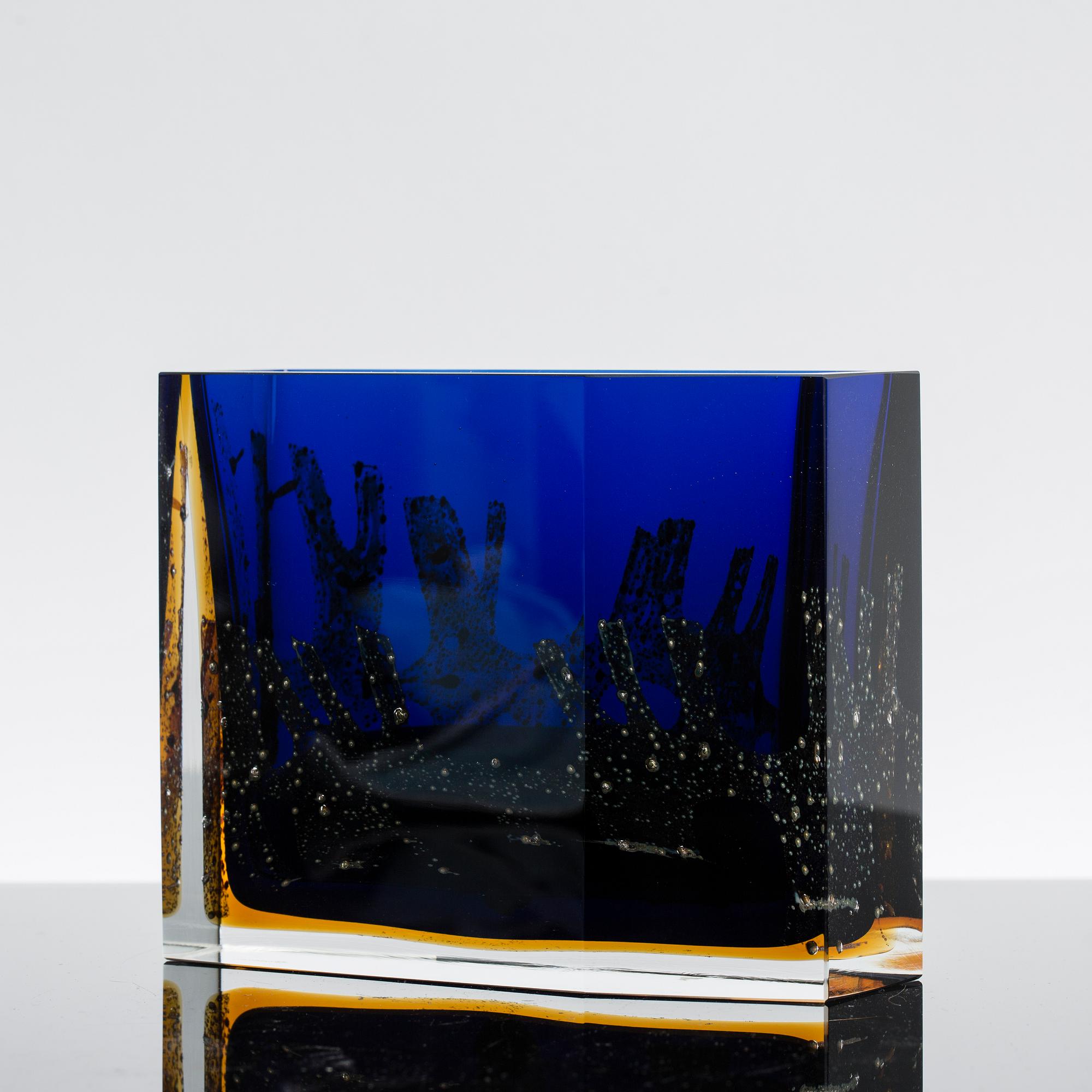 VAS, glas, Pavel Hlava, Bohemia, Tjeckoslovakien, etsad signatur samt etikett.