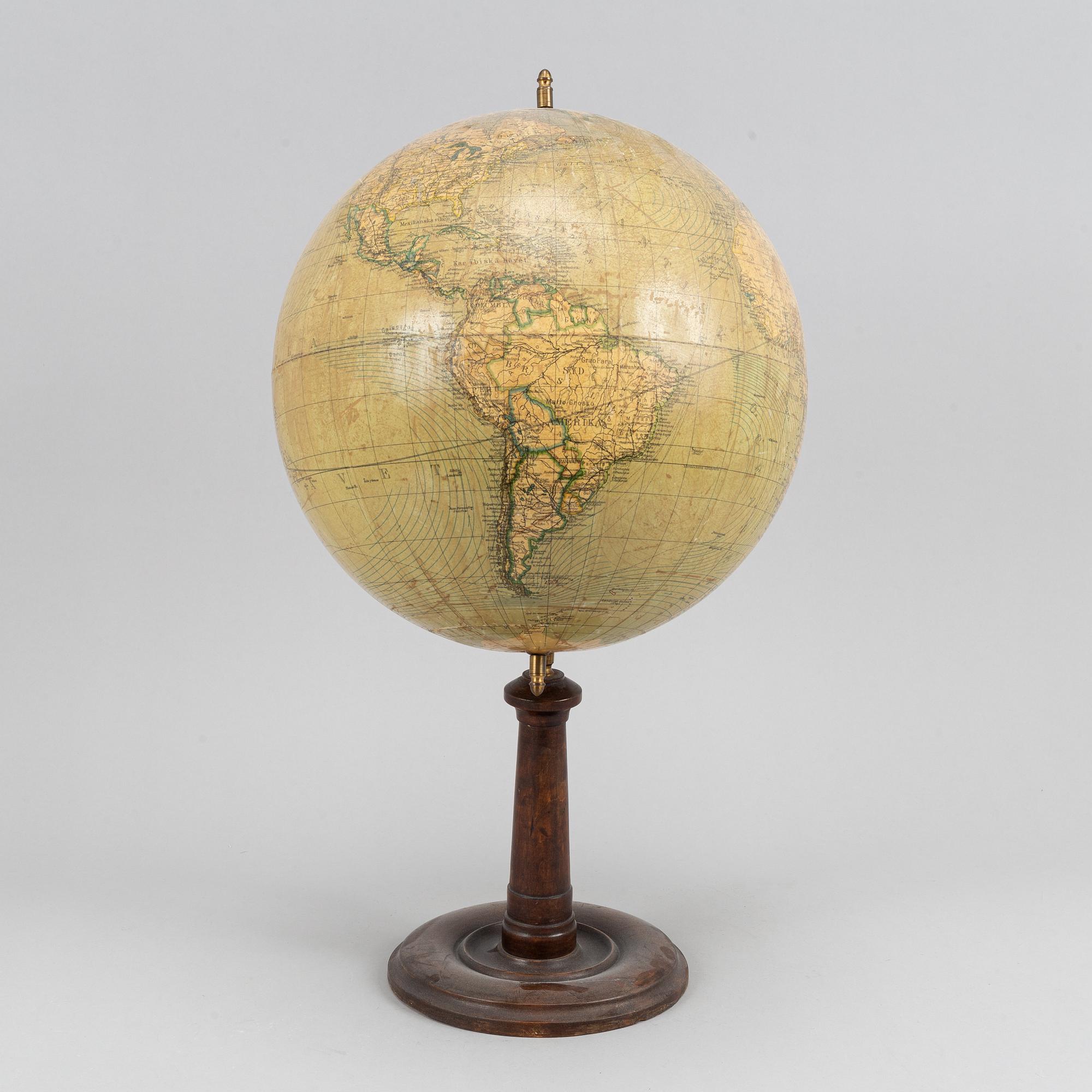 A mid 20th century world globe, "Dr Neuse's Globus", Svenska Bokhandelscentralen, Sweden.