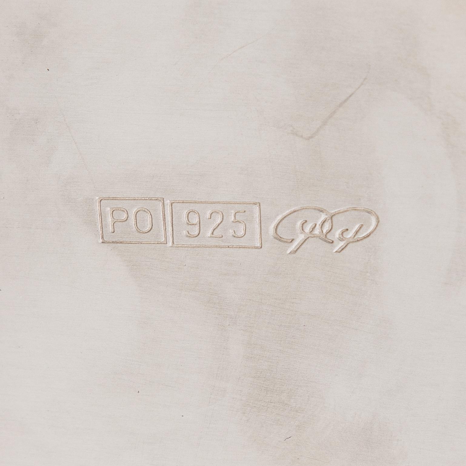 Pekka Piekäinen, Burk, sterlingsilver. Platinoro, Åbo.